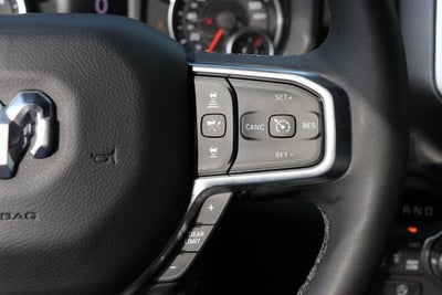 2025 RAM 1500 Big Horn Crew Cab 4x4 6'4" Box