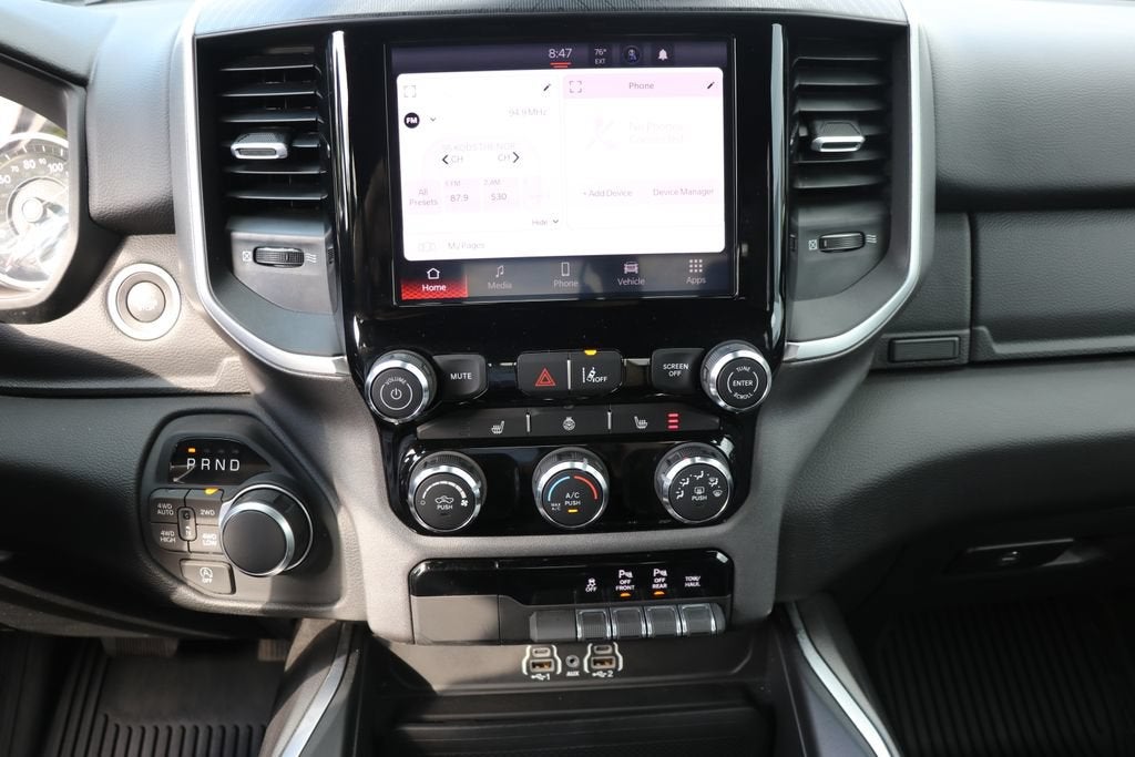 2025 RAM 1500 Big Horn Crew Cab 4x4 6'4" Box