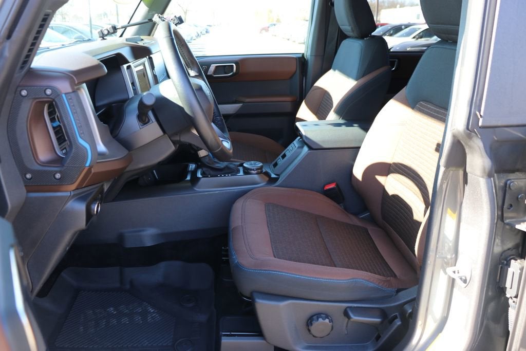 2023 Ford Bronco Base