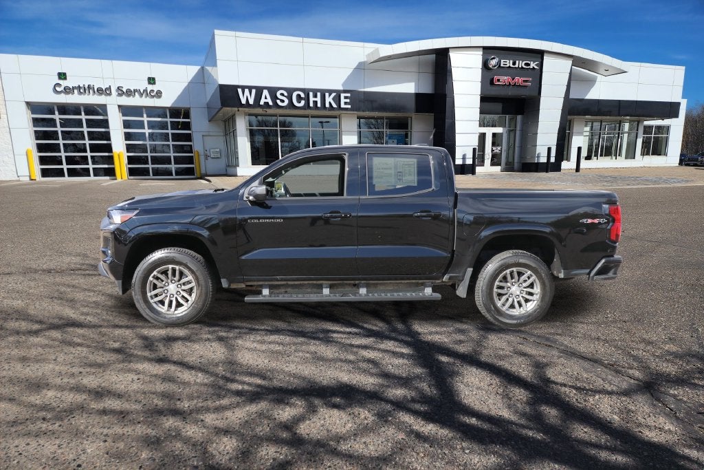 2023 Chevrolet Colorado 4WD LT