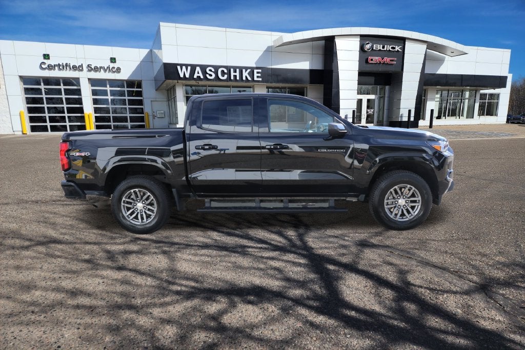 2023 Chevrolet Colorado 4WD LT