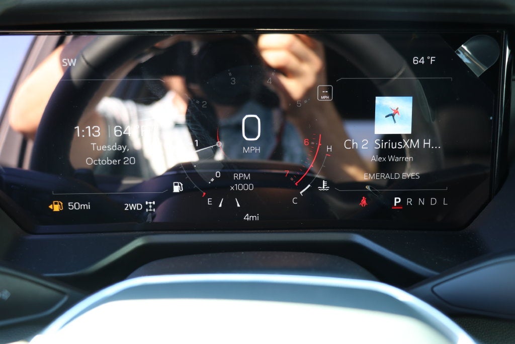 2027 GMC Acadia Elevation