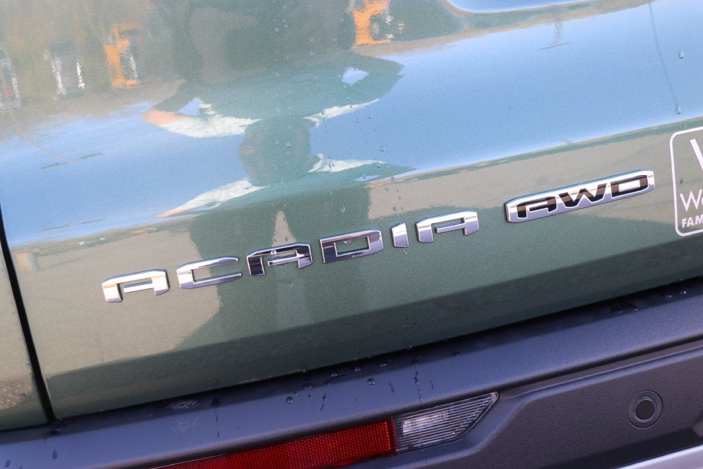 2027 GMC Acadia Elevation
