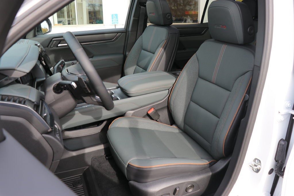 2027 GMC Acadia AT4