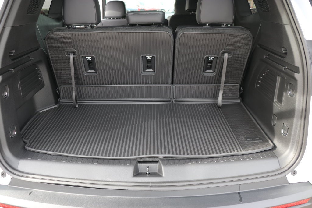 2027 GMC Acadia AT4
