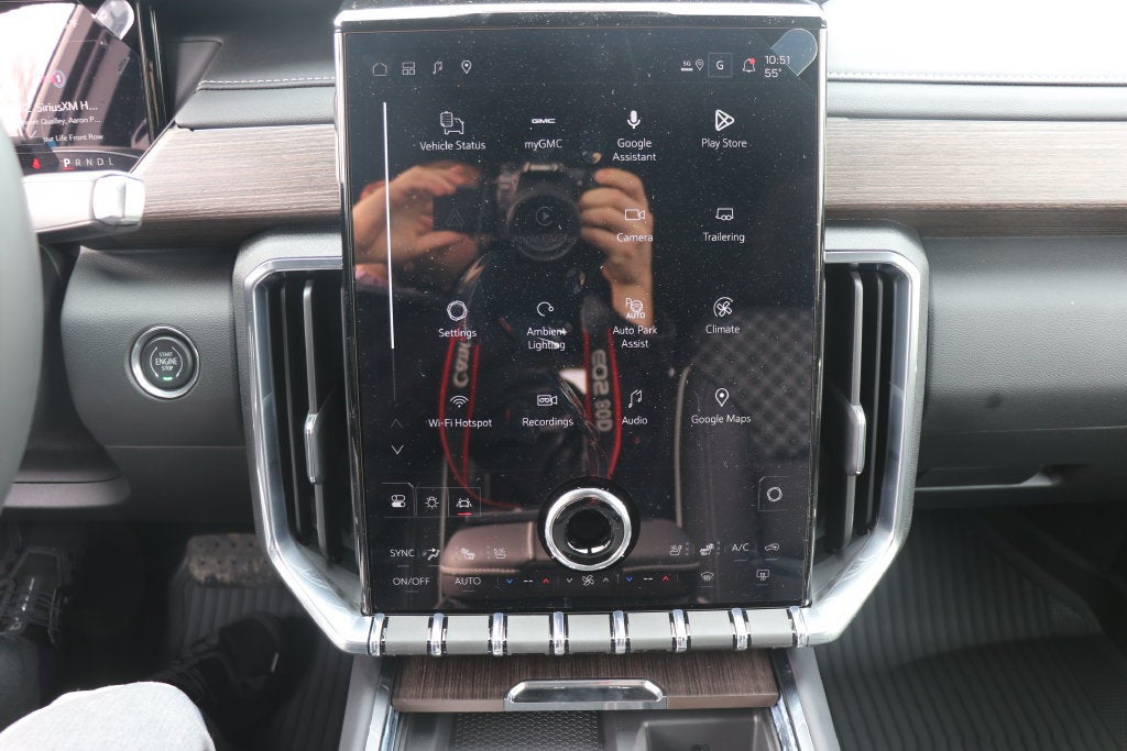2027 GMC Acadia Denali
