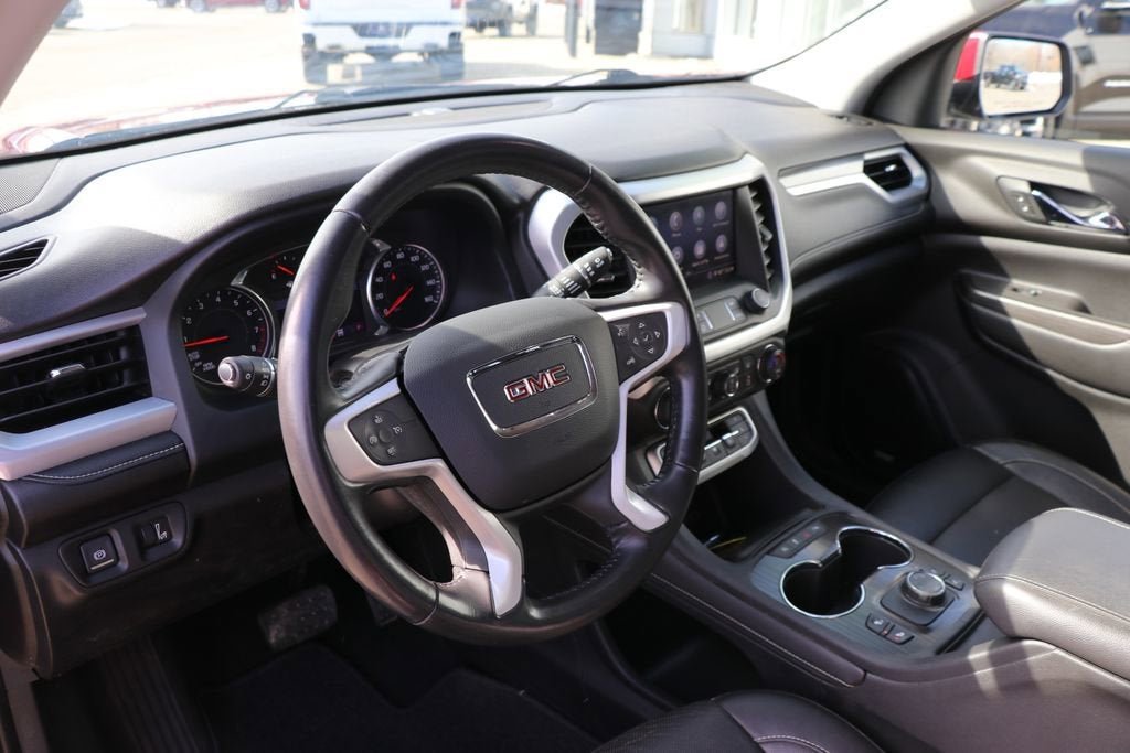 2020 GMC Acadia SLT