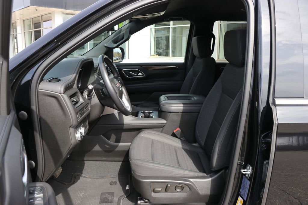 2022 GMC Yukon SLE