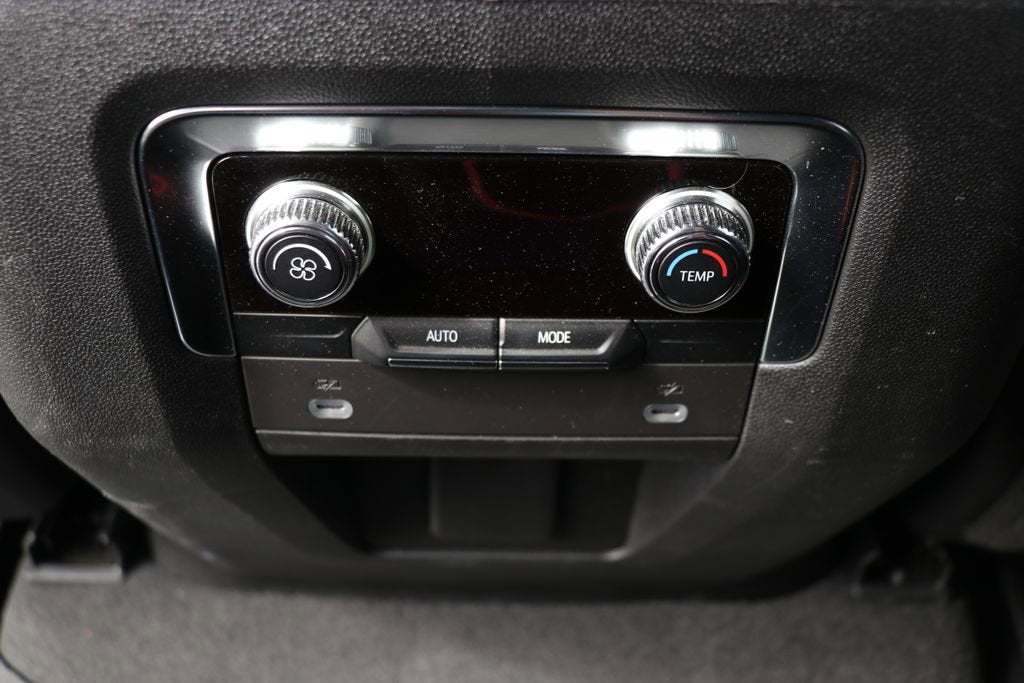 2022 GMC Yukon SLE