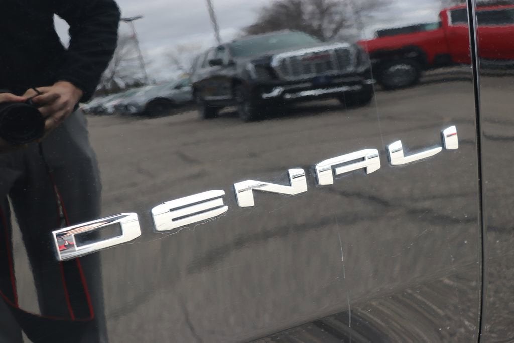 2024 GMC Yukon Denali Ultimate