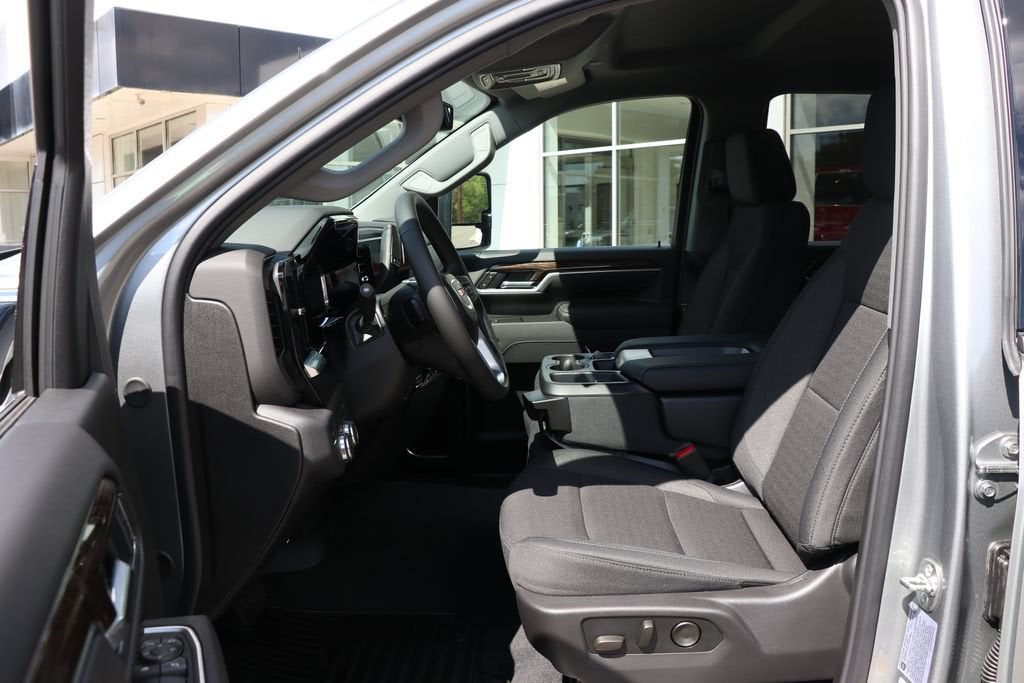 2026 GMC Sierra 3500 HD SLE