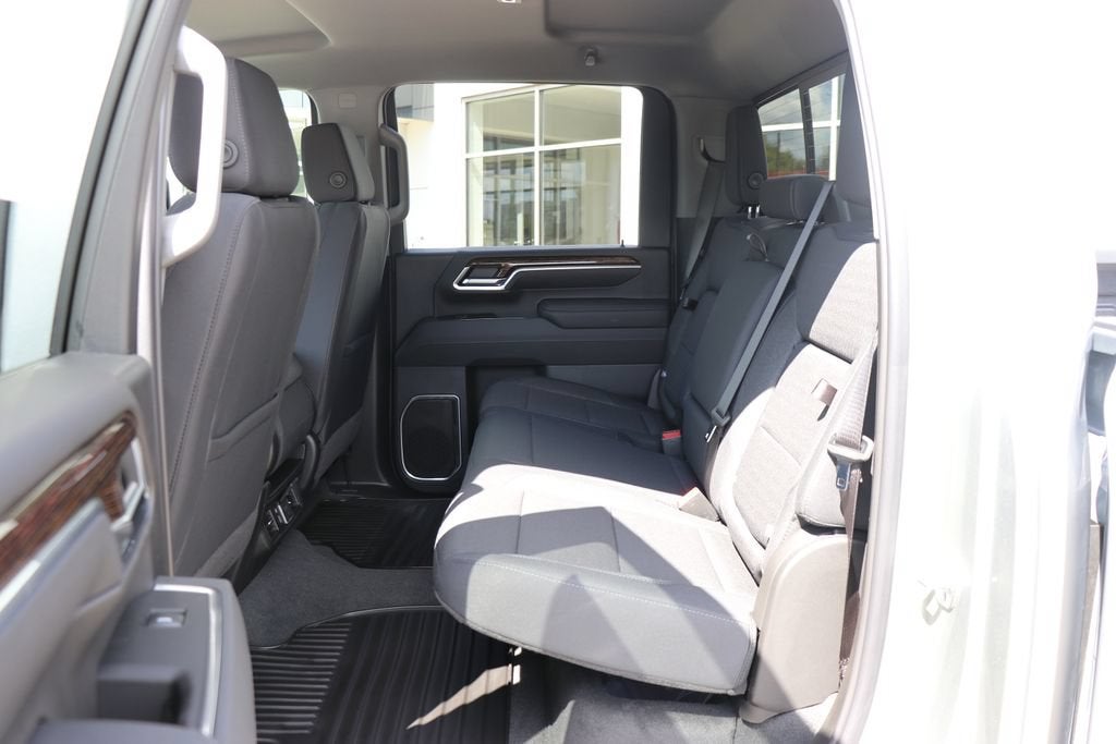 2026 GMC Sierra 3500 HD SLE