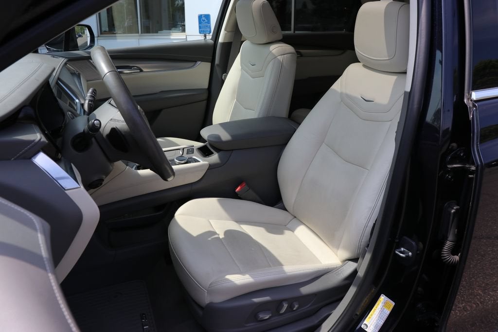 2021 Cadillac XT5 FWD Premium Luxury