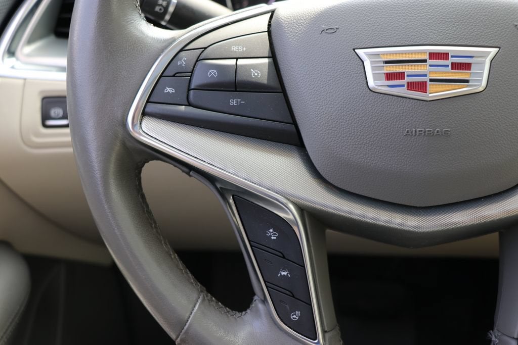 2021 Cadillac XT5 FWD Premium Luxury