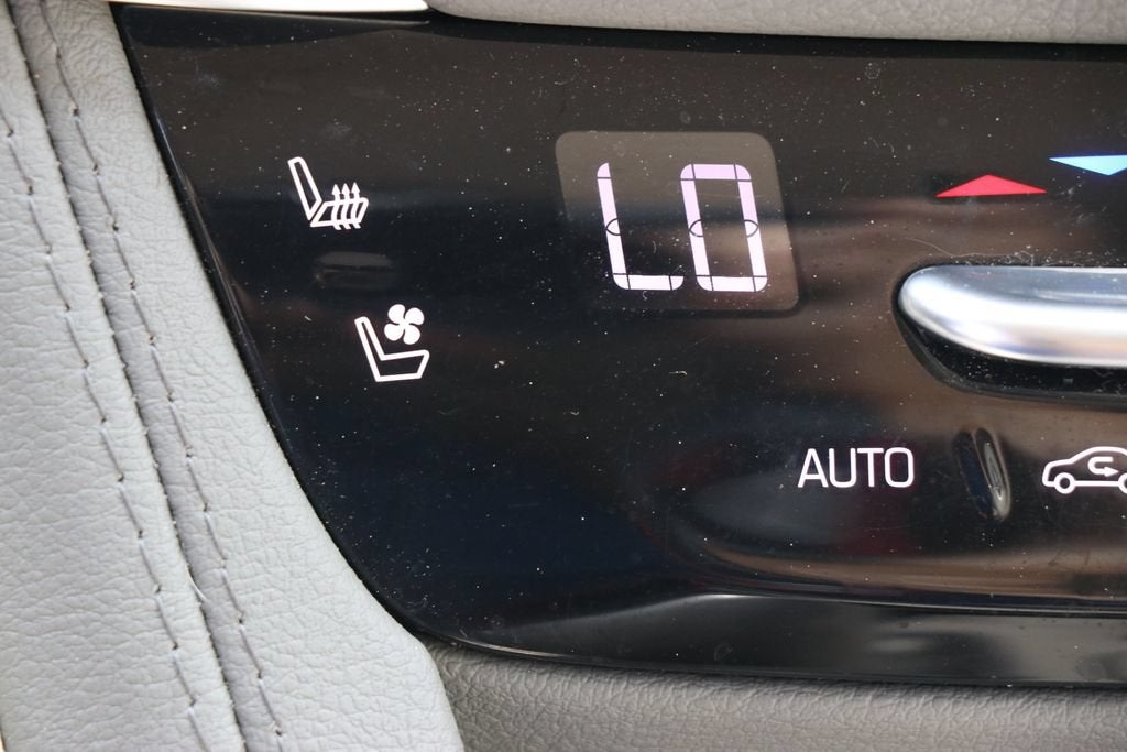 2021 Cadillac XT5 FWD Premium Luxury
