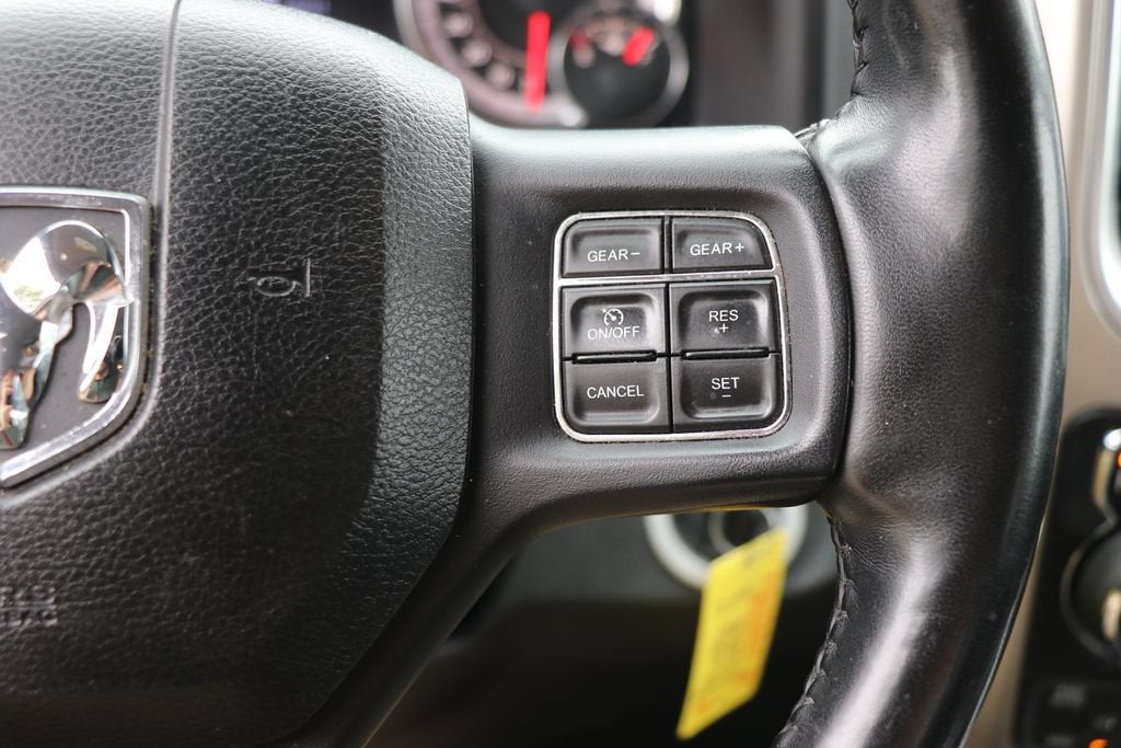 2018 RAM 1500 Big Horn Crew Cab 4x4 5'7" Box