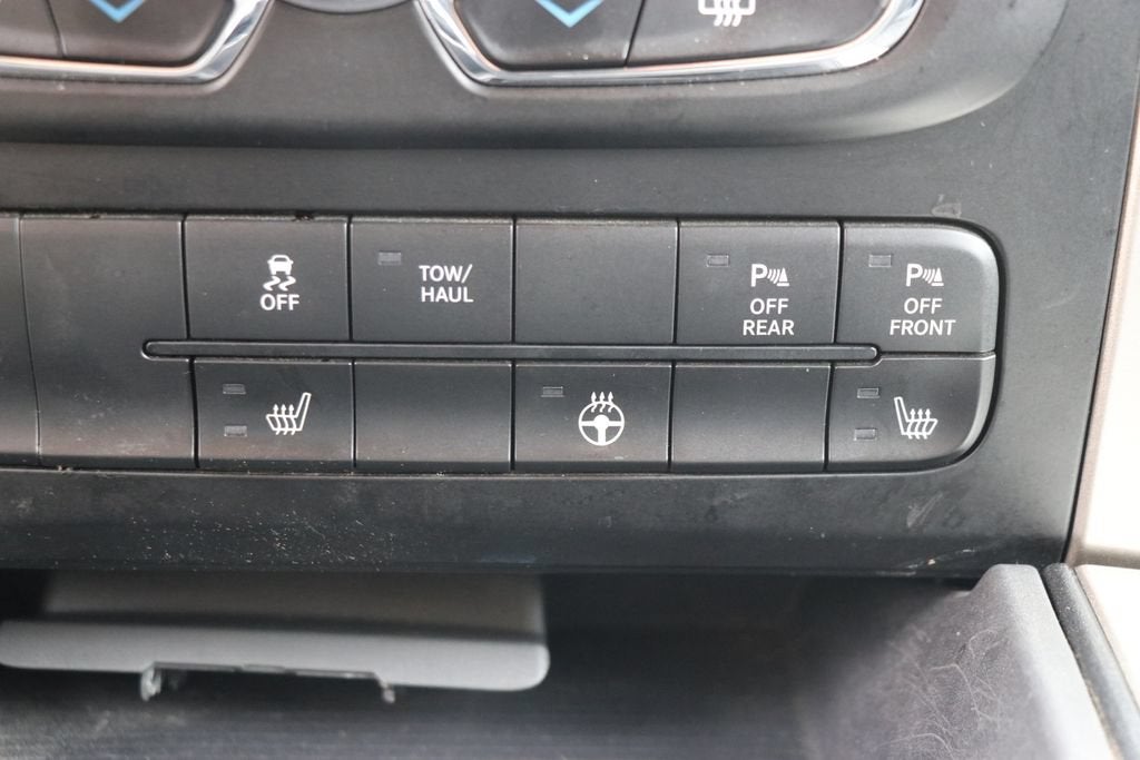 2018 RAM 1500 Big Horn Crew Cab 4x4 5'7" Box