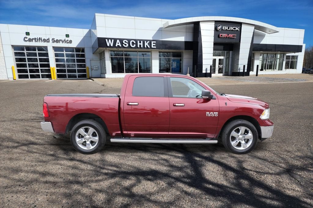 2018 RAM 1500 Big Horn Crew Cab 4x4 5'7" Box