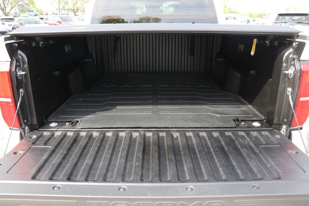 2024 Toyota Tacoma 4WD SR5