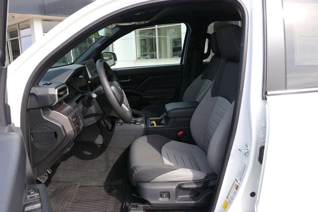 2024 Toyota Tacoma 4WD SR5