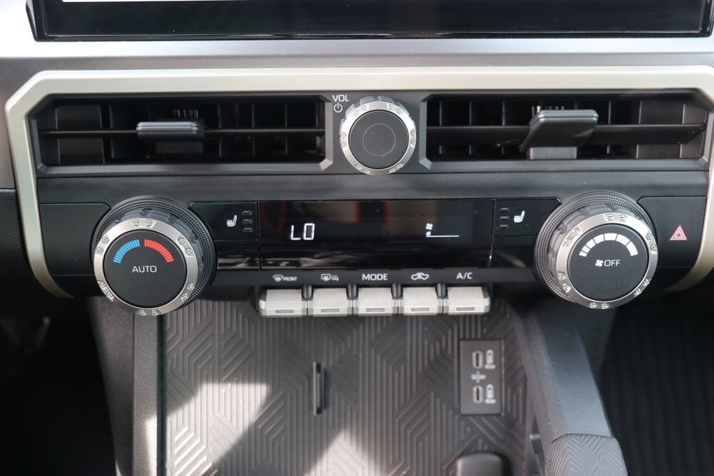 2024 Toyota Tacoma 4WD SR5