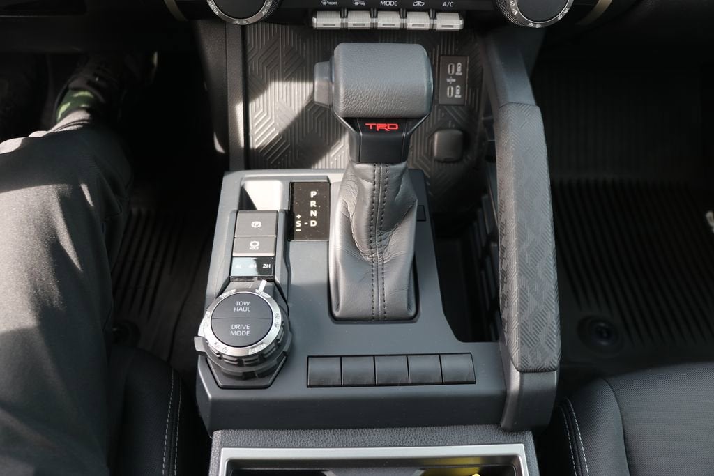 2024 Toyota Tacoma 4WD SR5