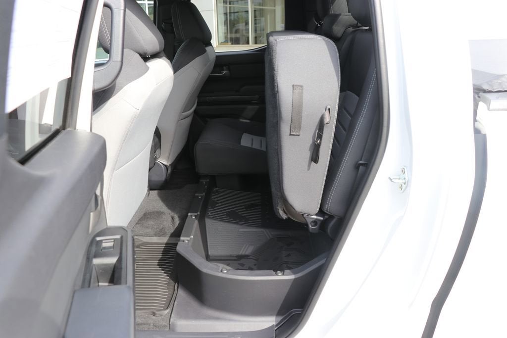 2024 Toyota Tacoma 4WD SR5