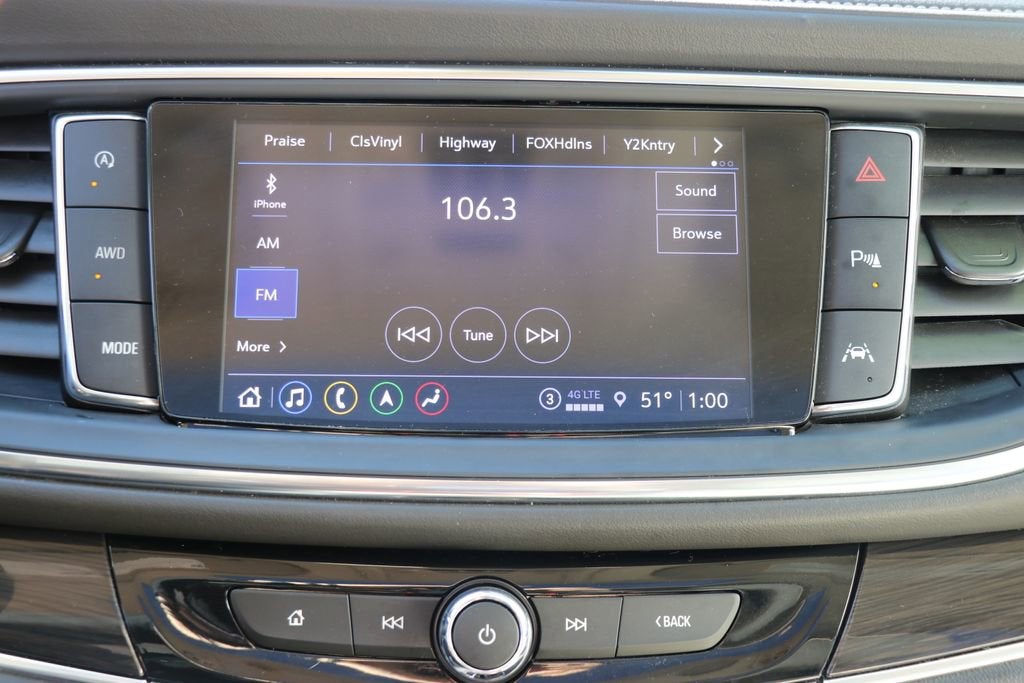 2023 Buick Enclave Essence